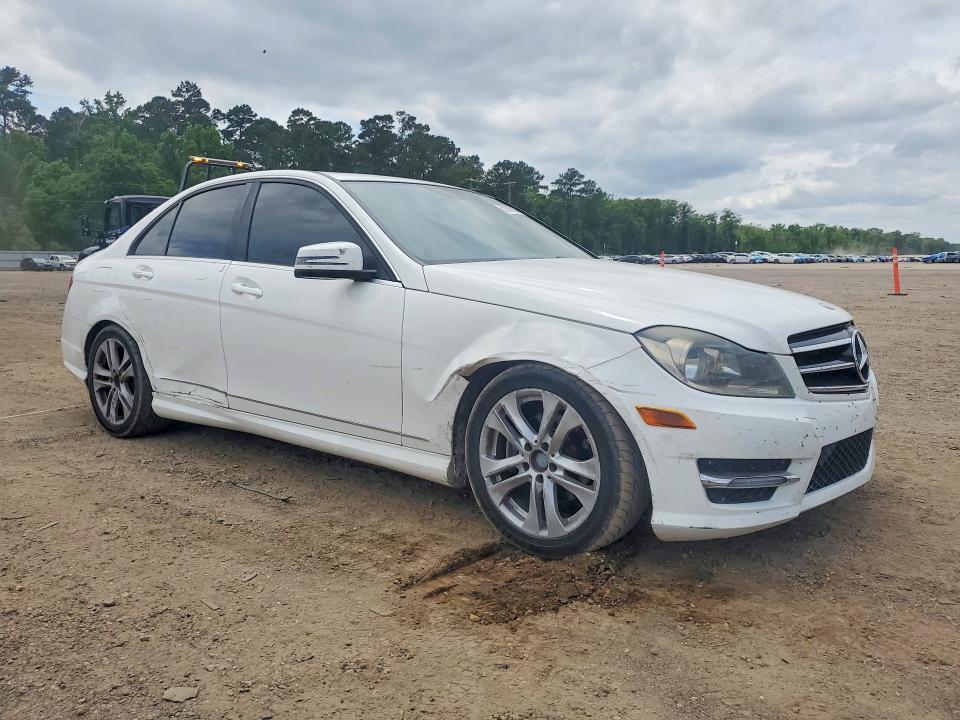 Продаж на аукціоні авто 2014 Mercedes-benz C, vin: WDDGF4HB0EG206823, номер лоту: 52289936