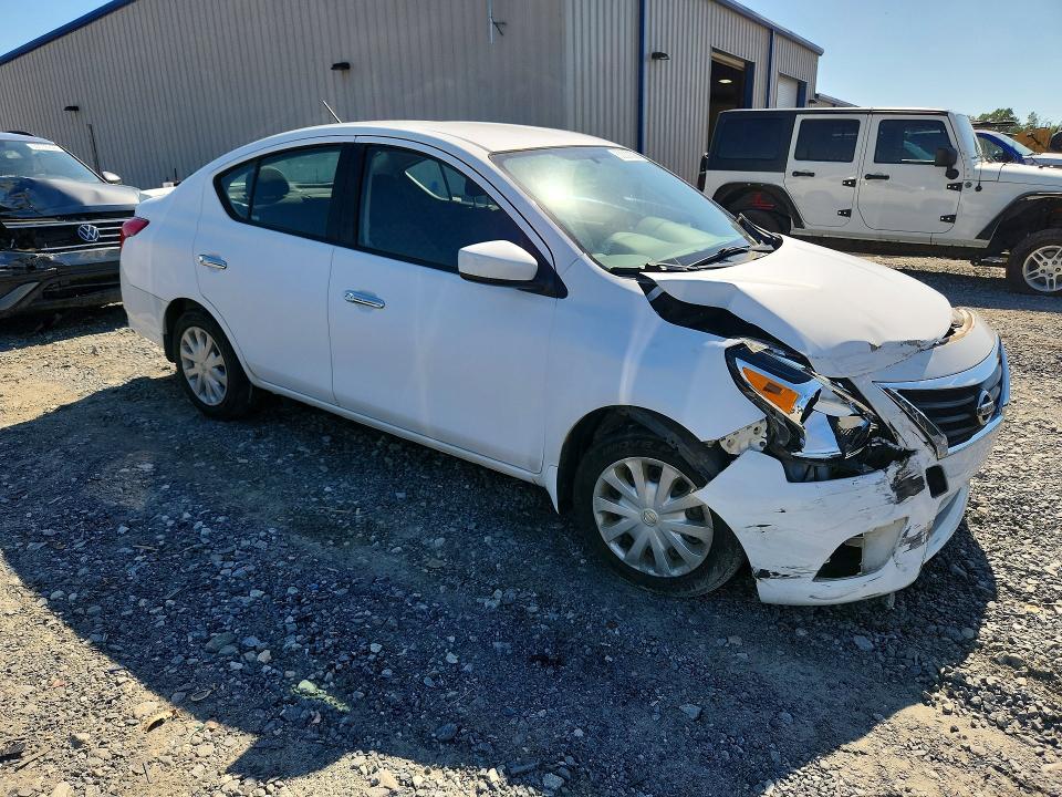 2018 Nissan Versa მანქანა იყიდება აუქციონზე, vin: 3N1CN7AP7JL869673, აუქციონის ნომერი: 53530336
