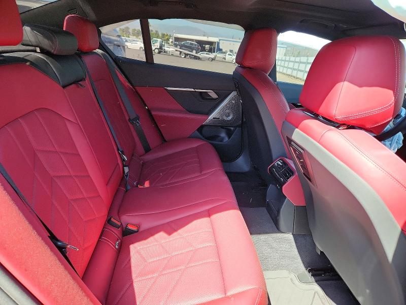 54640026 :رقم المزاد ، WBA43FJ02SCU07083 vin ، 2025 Bmw 530 مزاد بيع