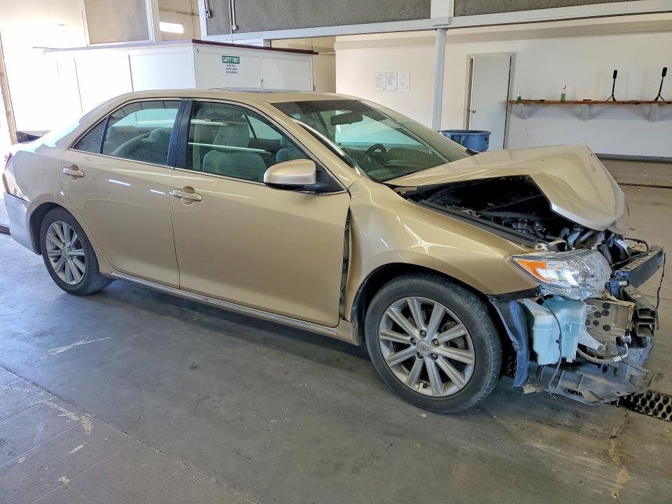 54682646 :رقم المزاد ، 4T4BF1FK6CR182694 vin ، 2012 Toyota Camry مزاد بيع