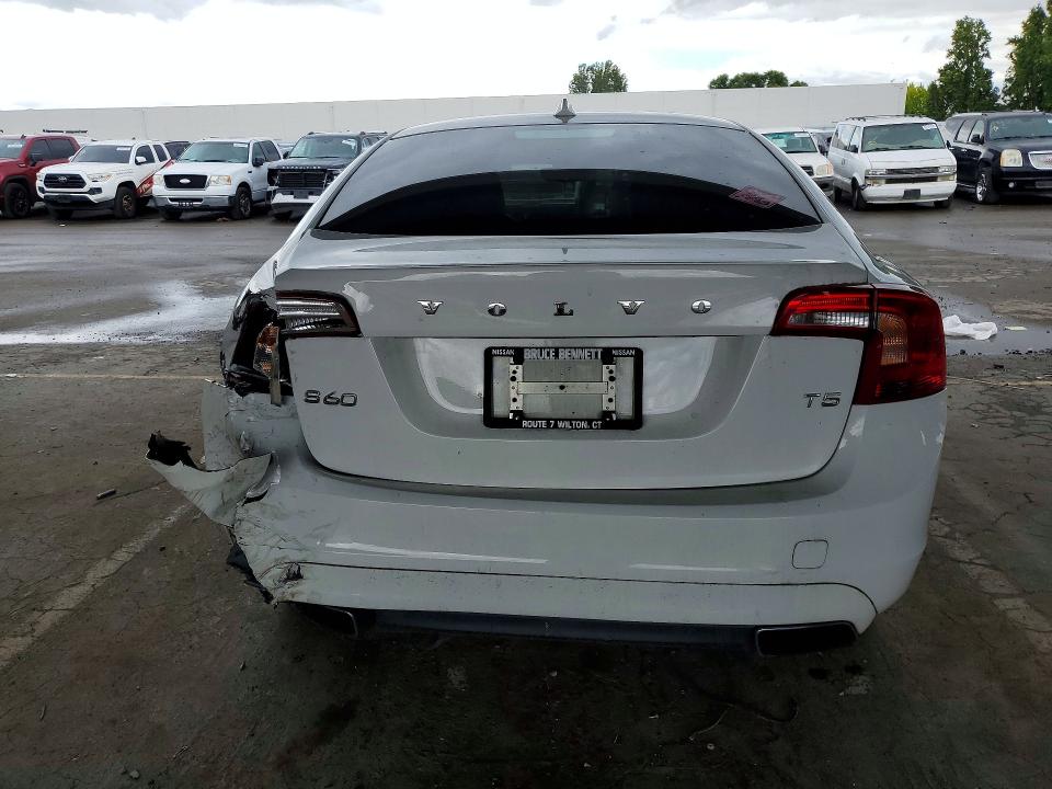 Продаж на аукціоні авто 2016 Volvo S60, vin: YV126MFKXG2397930, номер лоту: 54557926