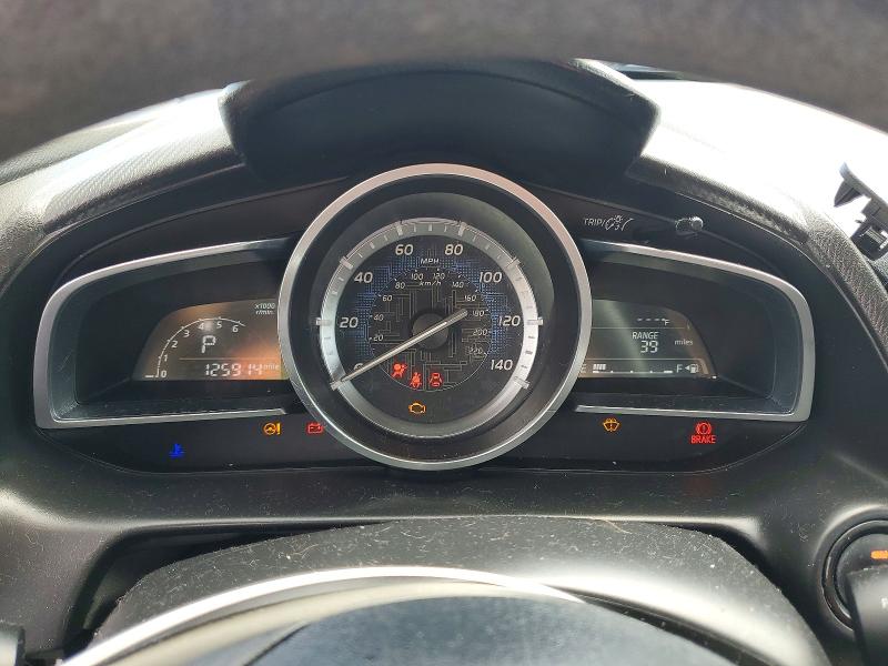52246696 :رقم المزاد ، 3MYDLBYV8JY318042 vin ، 2018 Toyota Yaris Ia مزاد بيع