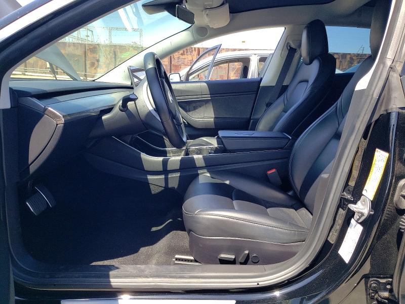 52902826 :رقم المزاد ، 5YJ3E1EA1KF305078 vin ، 2019 Tesla Model 3 مزاد بيع