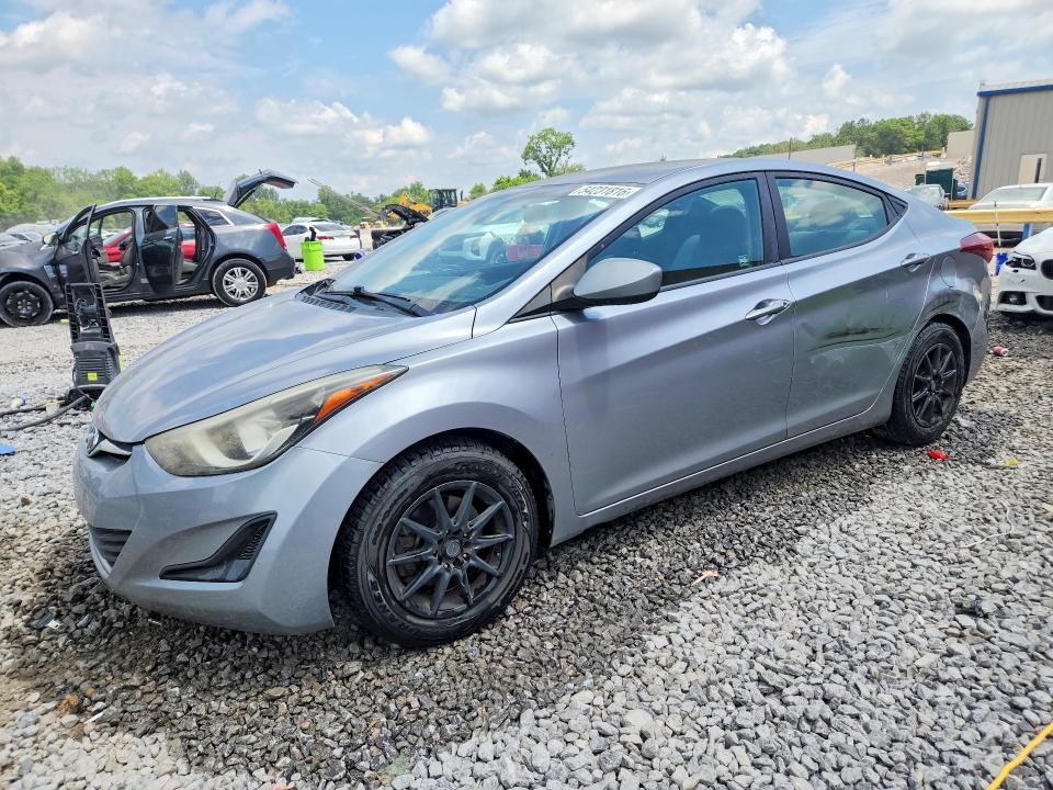 2015 Hyundai Elantra მანქანა იყიდება აუქციონზე, vin: 5NPDH4AE7FH594769, აუქციონის ნომერი: 54231816