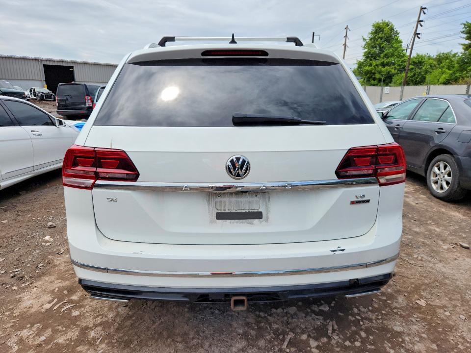2018 Volkswagen Atlas მანქანა იყიდება აუქციონზე, vin: 1V2PR2CA8JC572923, აუქციონის ნომერი: 54589436