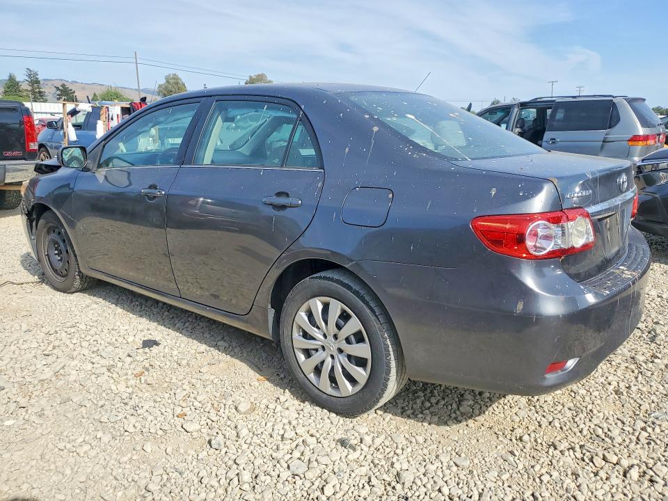 52245626 :رقم المزاد ، 2T1BU4EE4DC088510 vin ، 2013 Toyota Corolla مزاد بيع