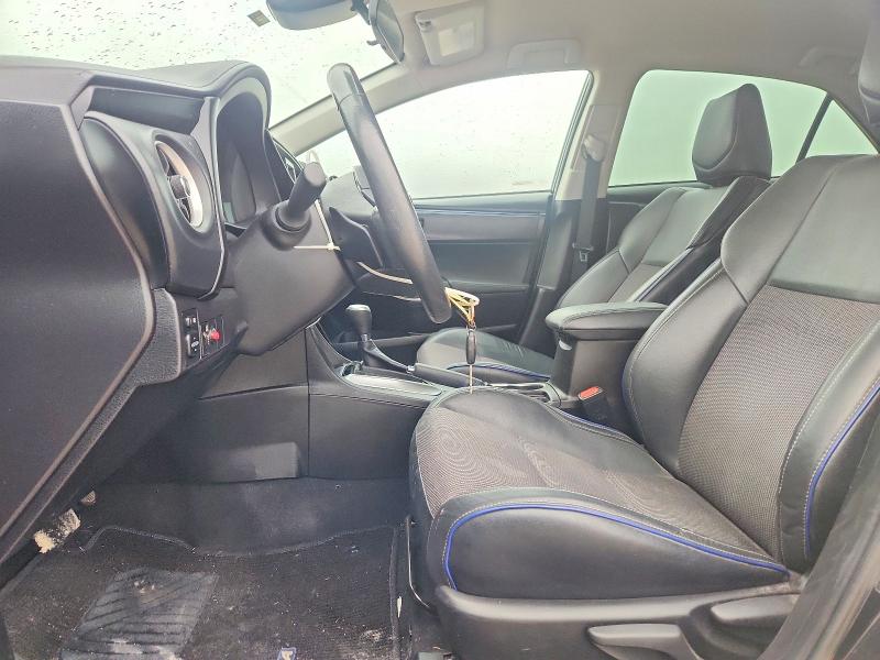 52730416 :رقم المزاد ، 5YFBURHEXJP809238 vin ، 2018 Toyota Corolla مزاد بيع