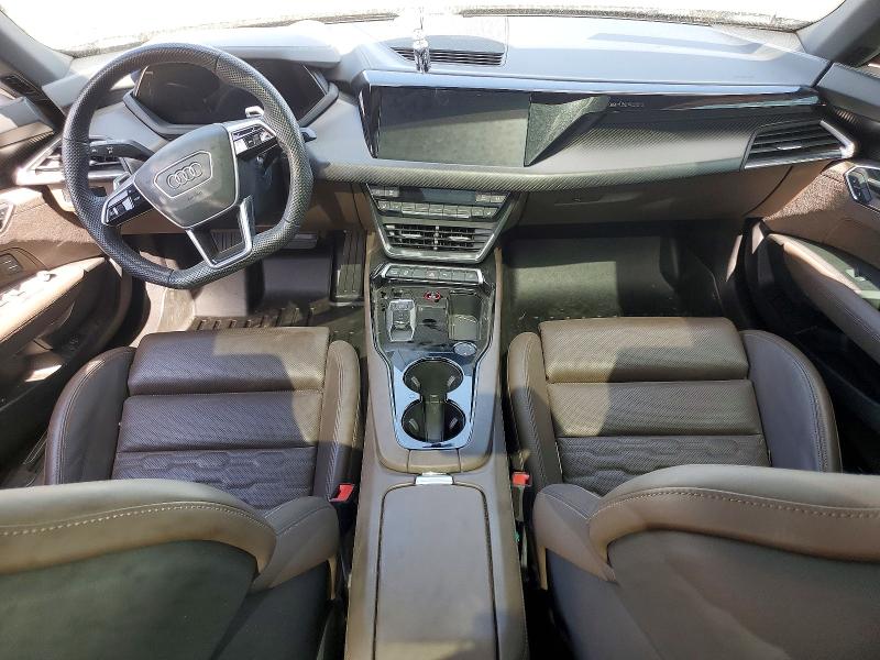 2024 Audi E-tron Gt მანქანა იყიდება აუქციონზე, vin: WAUCJBFW0R7001801, აუქციონის ნომერი: 53248386
