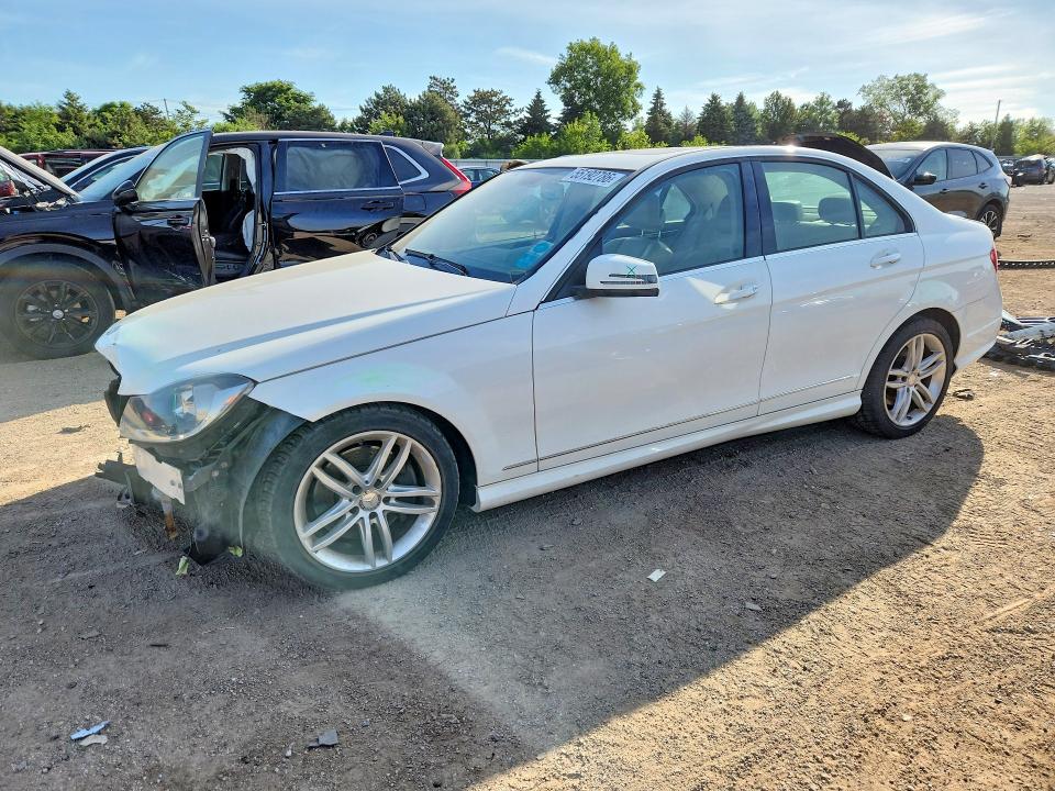 55192786 :رقم المزاد ، WDDGF8AB2DR255798 vin ، 2013 Mercedes-benz C مزاد بيع