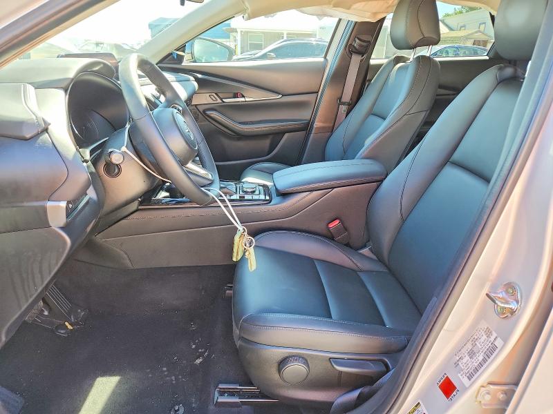 53268606 :رقم المزاد ، 3MVDMBBM1SM757215 vin ، 2025 Mazda Cx-30 مزاد بيع