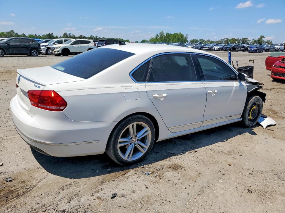 54065086 :رقم المزاد ، 1VWBN7A37EC100112 vin ، 2014 Volkswagen Passat مزاد بيع