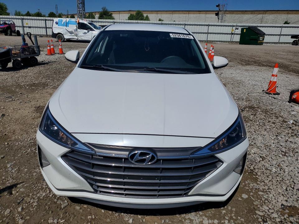 52561676 :رقم المزاد ، 5NPD74LF1KH434969 vin ، 2019 Hyundai Elantra مزاد بيع