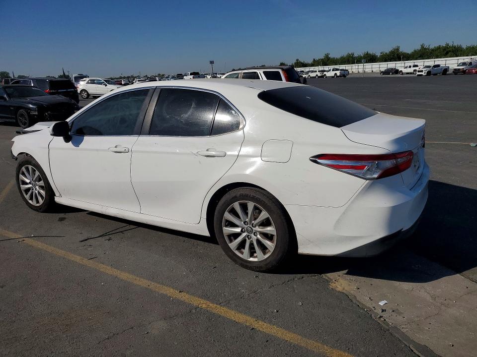Продажа на аукционе авто 2018 Toyota Camry, vin: 4T1B11HK3JU528008, номер лота: 54200746