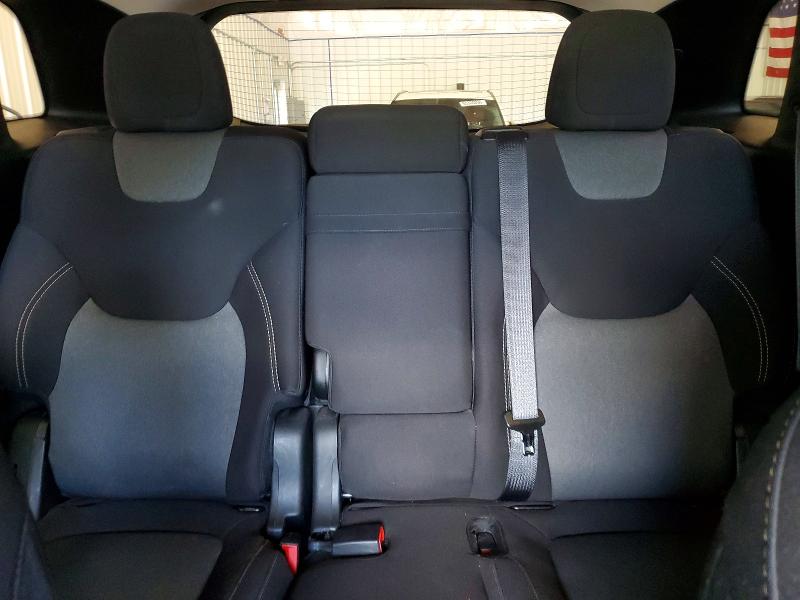 55132326 :رقم المزاد ، 1C4PJMCB4JD599642 vin ، 2018 Jeep Cherokee مزاد بيع