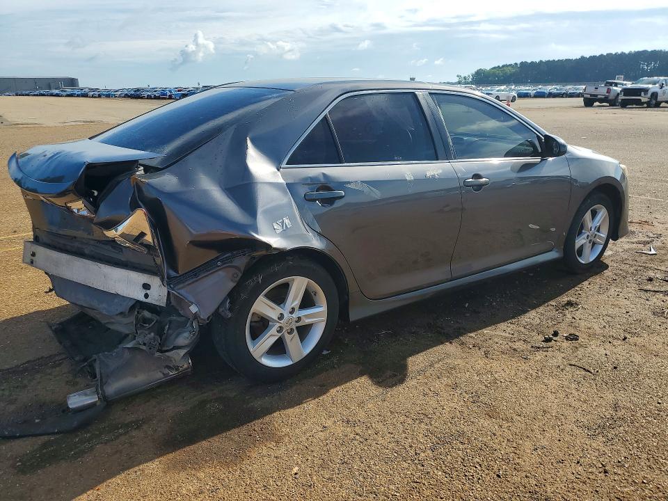 Aukcja sprzedaży 2014 Toyota Camry, vin: 4T1BF1FK6EU348631, numer aukcji: 55092616