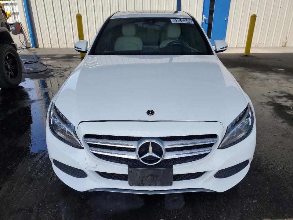 Продажа на аукционе авто 2018 Mercedes-benz C, vin: 55SWF4HB2JU241422, номер лота: 52040546