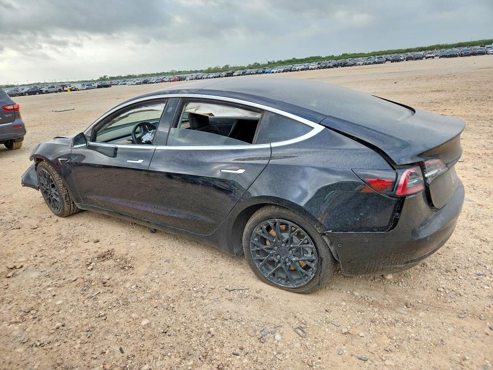 Продажа на аукционе авто 2018 Tesla Mdl 3 4d, vin: 5YJ3E1EB7JF127412, номер лота: 54052746