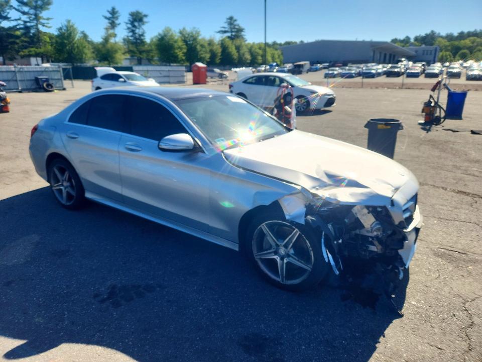 55256206 :رقم المزاد ، 55SWF4KB7FU028644 vin ، 2015 Mercedes-benz C مزاد بيع