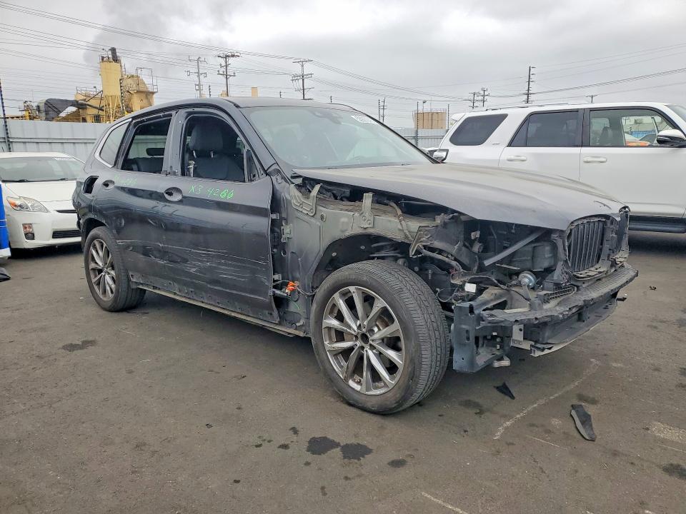 53927016 :رقم المزاد ، 5UXTR7C54KLE97169 vin ، 2019 Bmw X3 مزاد بيع