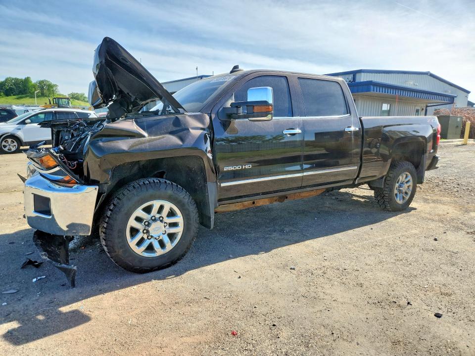 Продаж на аукціоні авто 2018 Chevrolet Silverado, vin: 1GC1KWEY0JF174911, номер лоту: 54878676