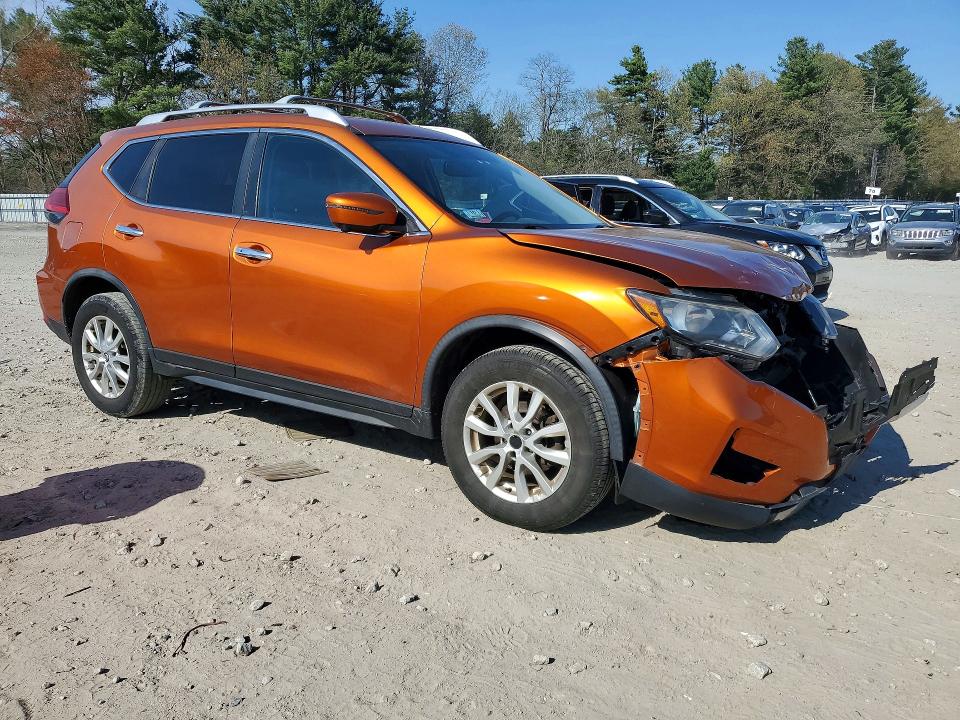 Продажа на аукционе авто 2017 Nissan Rogue, vin: JN8AT2MV1HW256657, номер лота: 52691666