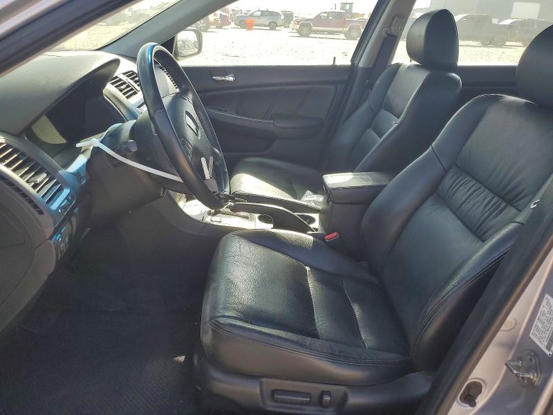 52676046 :رقم المزاد ، 1HGCM66535A074118 vin ، 2005 Honda Accord مزاد بيع