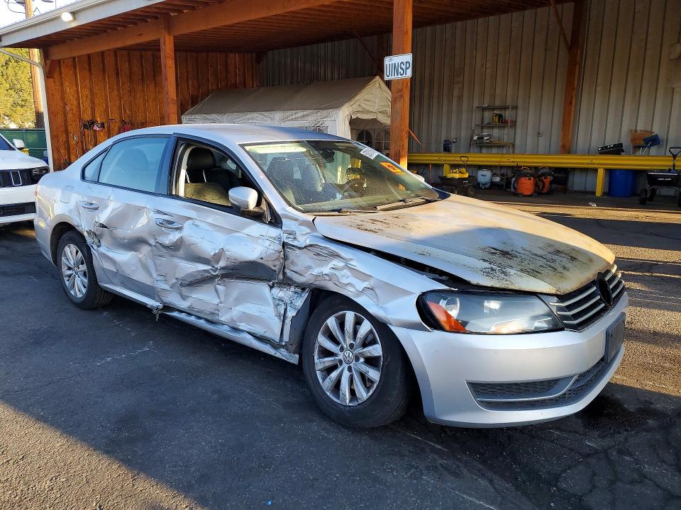 Продаж на аукціоні авто 2015 Volkswagen Passat, vin: 1VWAS7A34FC050890, номер лоту: 52015116