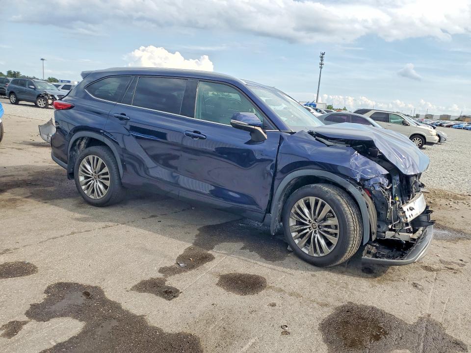 2022 Toyota Highlander მანქანა იყიდება აუქციონზე, vin: 5TDFZRBH2NS221580, აუქციონის ნომერი: 54261106