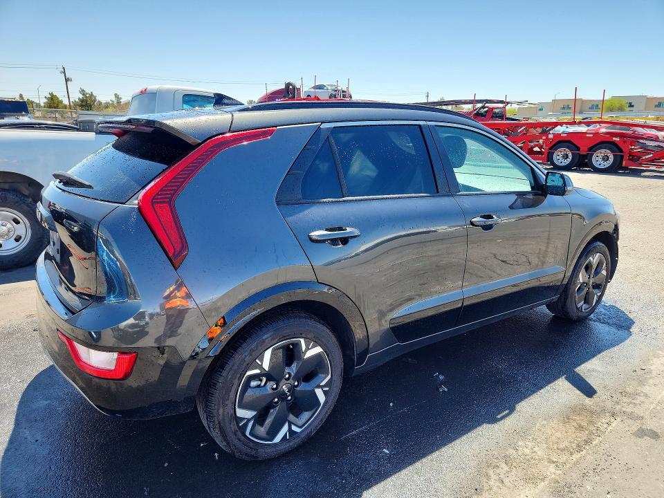 Продажа на аукционе авто 2023 Kia Niro, vin: KNDCR3L10P5025776, номер лота: 53128106