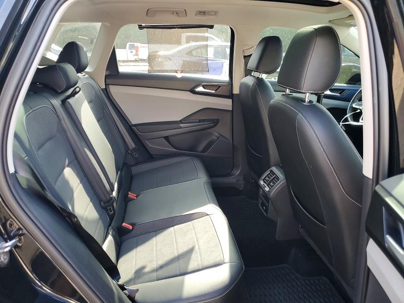 Продаж на аукціоні авто 2022 Volkswagen Taos, vin: 3VVTX7B28NM058301, номер лоту: 52921786