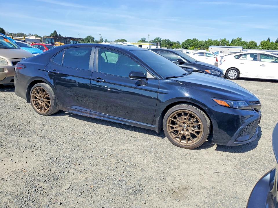 52914526 :رقم المزاد ، 4T1G11AK9RU220479 vin ، 2024 Toyota Camry مزاد بيع