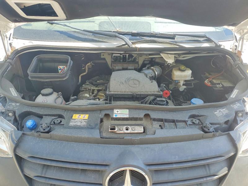 51133226 :رقم المزاد ، W1X9K2319PN255972 vin ، 2023 Mercedes Benz Sprinter مزاد بيع