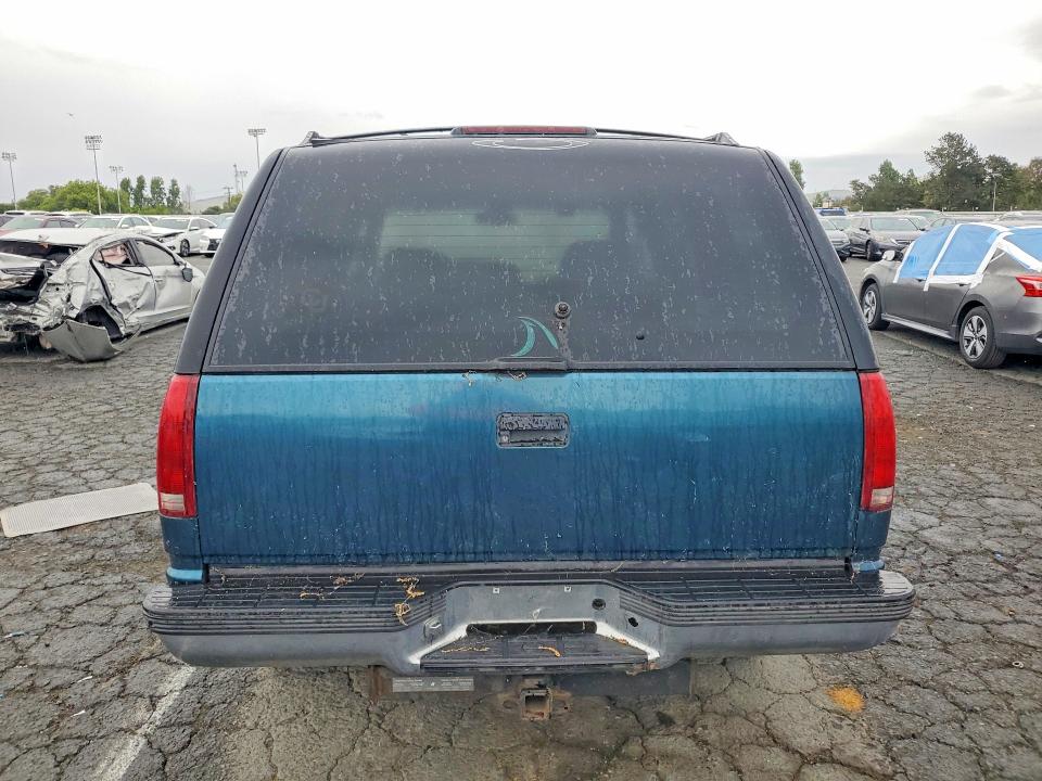 Продажа на аукционе авто 1995 Chevrolet Tahoe, vin: 1GNEK13K2SJ364265, номер лота: 51898756