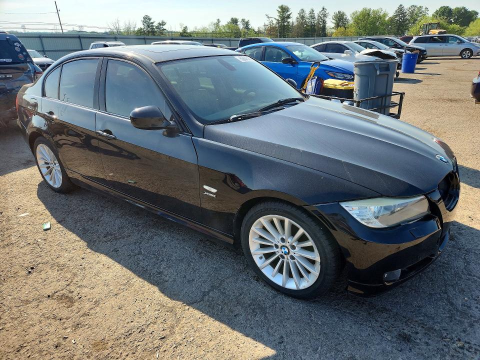 53643266 :رقم المزاد ، WBAPK5G50BNN81090 vin ، 2011 Bmw 328 مزاد بيع