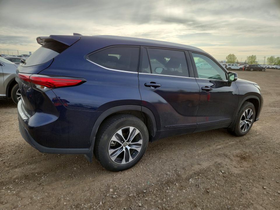 Auction sale of the 2021 Toyota Highlander, vin: 5TDGZRBH7S557468, lot number: 54820016