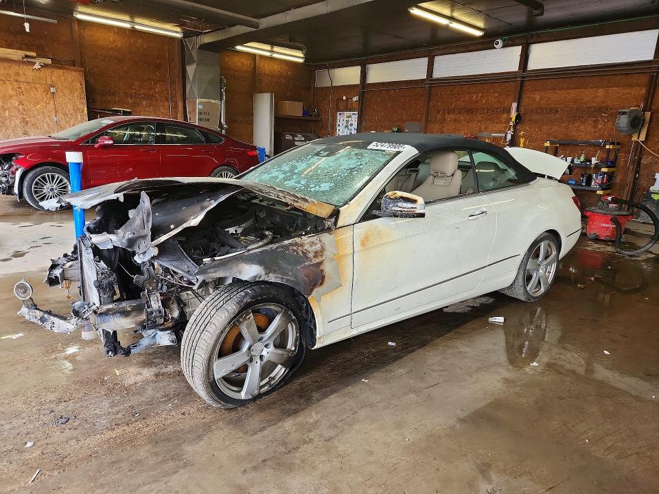 2013 Mercedes-benz E მანქანა იყიდება აუქციონზე, vin: WDDKK5KF6DF219961, აუქციონის ნომერი: 52479906