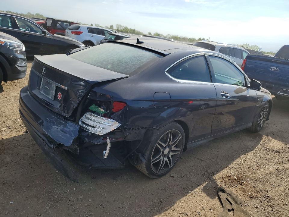 53006616 :رقم المزاد ، WDDGJ4HB7EG162964 vin ، 2014 Mercedes-benz C مزاد بيع