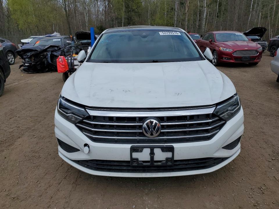 Продажа на аукционе авто 2019 Volkswagen Jetta, vin: 3VWE57BUXKM227631, номер лота: 52299516
