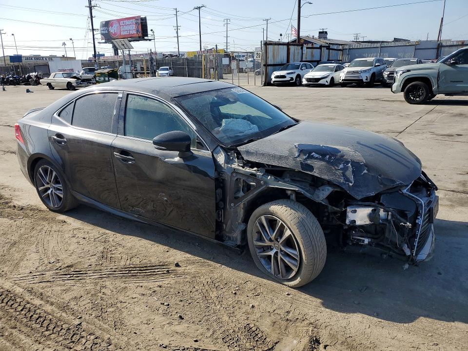 2020 Lexus Is მანქანა იყიდება აუქციონზე, vin: JTHDA1D20L5106454, აუქციონის ნომერი: 52925126