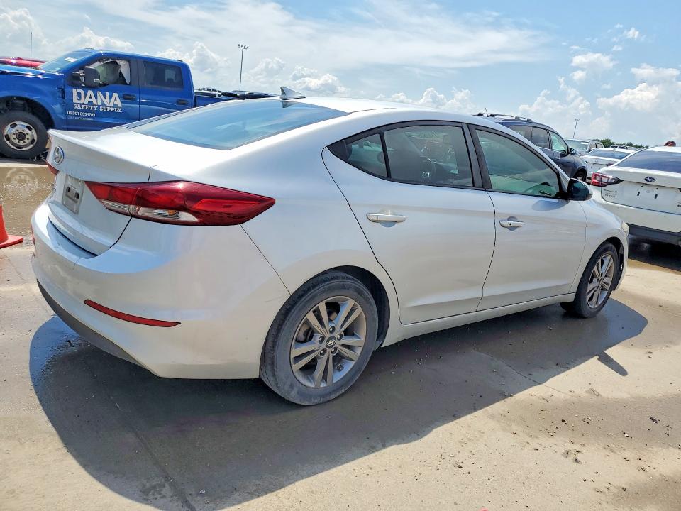 2018 Hyundai Elantra მანქანა იყიდება აუქციონზე, vin: KMHD84LF4JU586161, აუქციონის ნომერი: 54140536