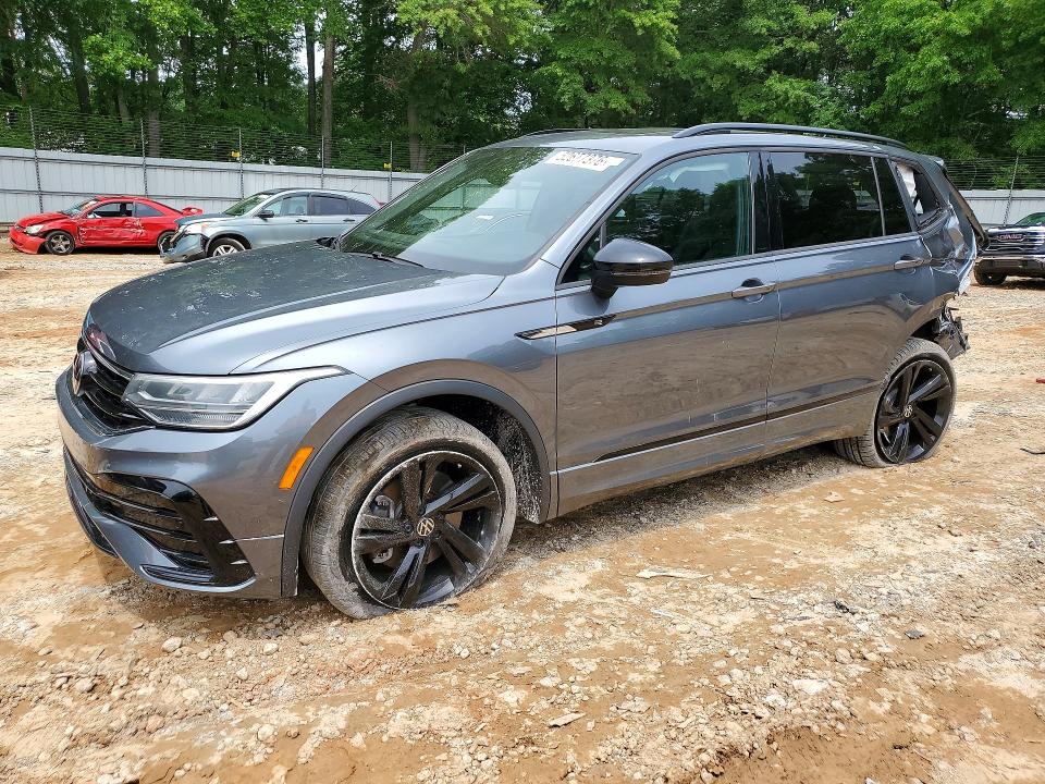 52677376 :رقم المزاد ، 3VVCB7AX5PM039560 vin ، 2023 Volkswagen Tiguan مزاد بيع