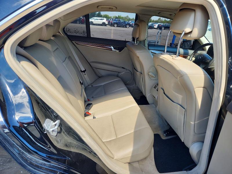 2011 Mercedes-benz C მანქანა იყიდება აუქციონზე, vin: WDDGF8BB8BR141705, აუქციონის ნომერი: 51446786