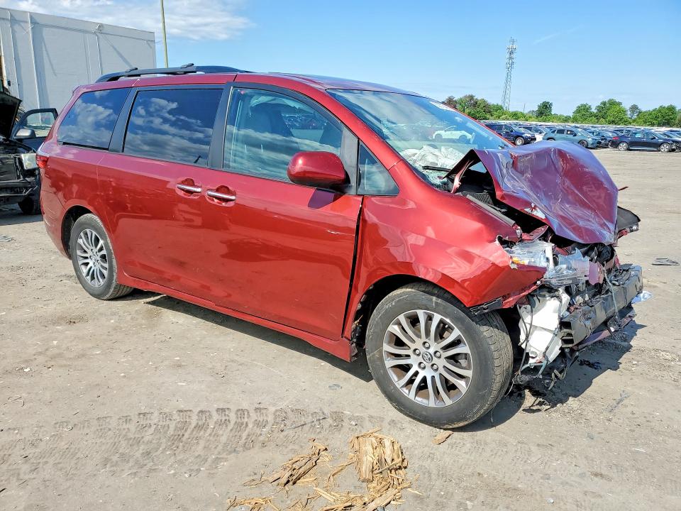 53019486 :رقم المزاد ، 5TDYZ3DC1LS021116 vin ، 2020 Toyota Sienna مزاد بيع