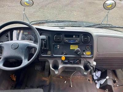 53506176 :رقم المزاد ، 4UZABRDU2FCFW9647 vin ، 2015 Freightliner Chassis مزاد بيع