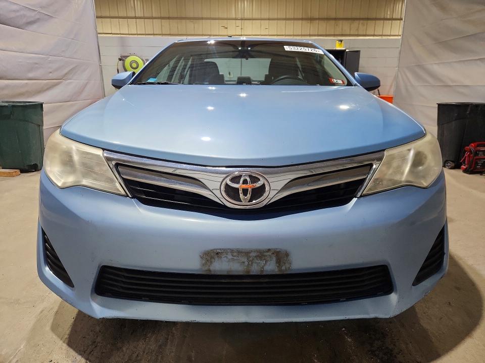53225726 :رقم المزاد ، 4T1BF1FK3CU571951 vin ، 2012 Toyota Camry مزاد بيع