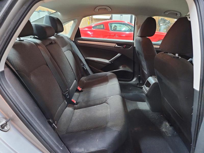 53711026 :رقم المزاد ، 1VWAH7A39CC026711 vin ، 2012 Volkswagen Passat مزاد بيع