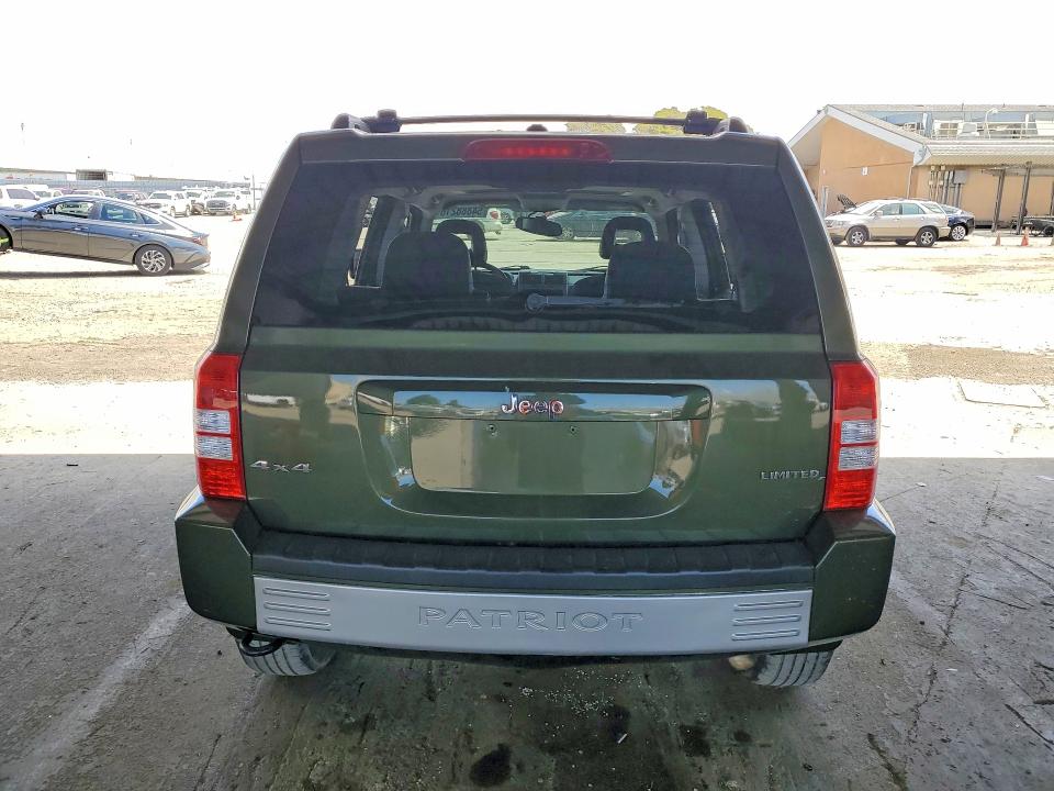 54888216 :رقم المزاد ، 1J8FF48W58D528526 vin ، 2008 Jeep Patriot مزاد بيع