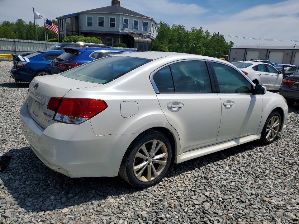 2013 Subaru Legacy მანქანა იყიდება აუქციონზე, vin: 4S3BMBB65D3033624, აუქციონის ნომერი: 53735396