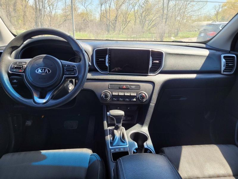 Продажа на аукционе авто 2017 Kia Sportage, vin: KNDPMCAC5H7241438, номер лота: 53463766