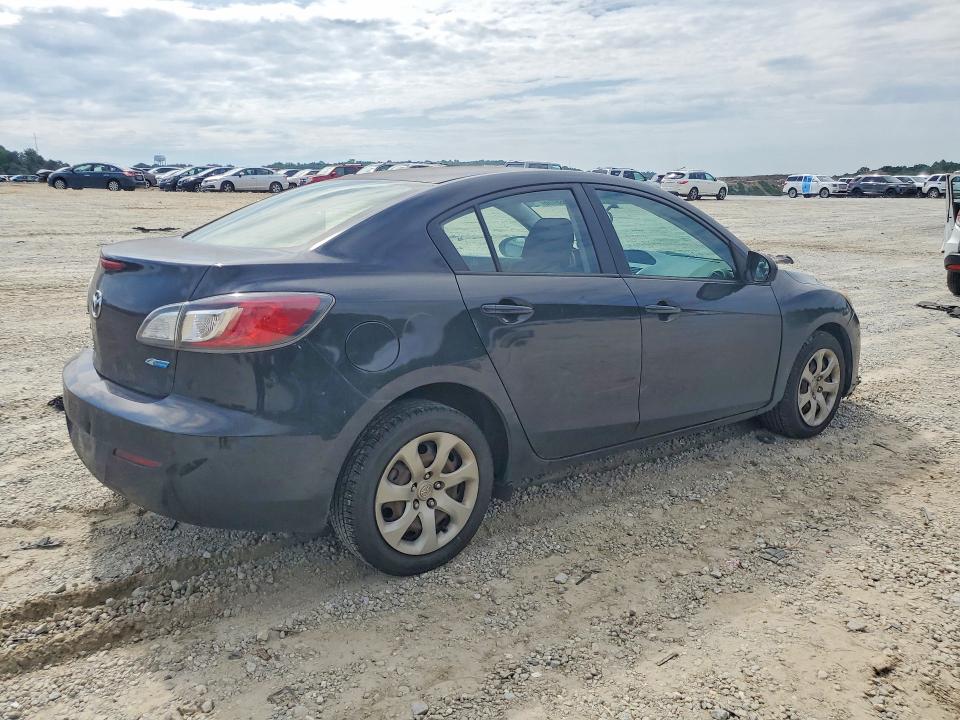 53188466 :رقم المزاد ، JM1BL1U79D1846768 vin ، 2013 Mazda 3 مزاد بيع